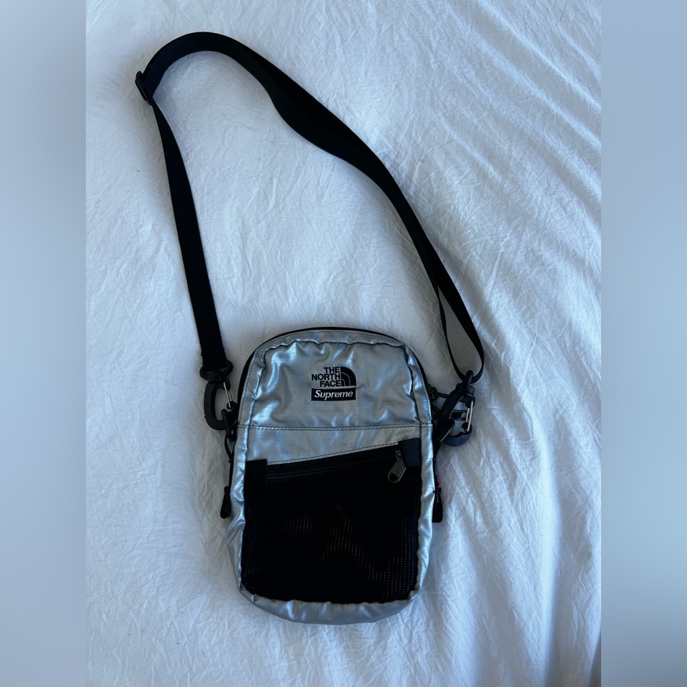 Supreme x The North Face Shoulder Bag in Metallic Silver and Black